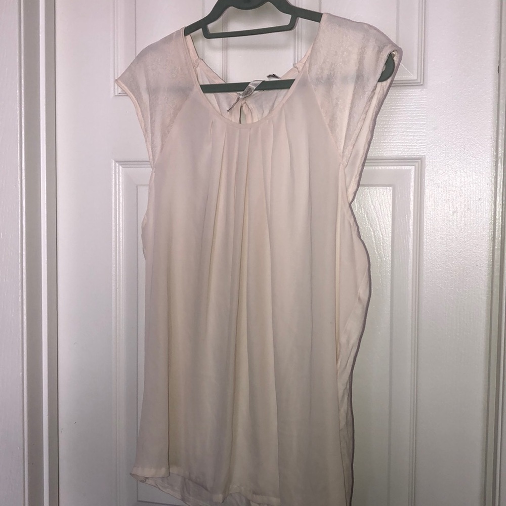 💜Sleeveless top from LAUREN CONRAD